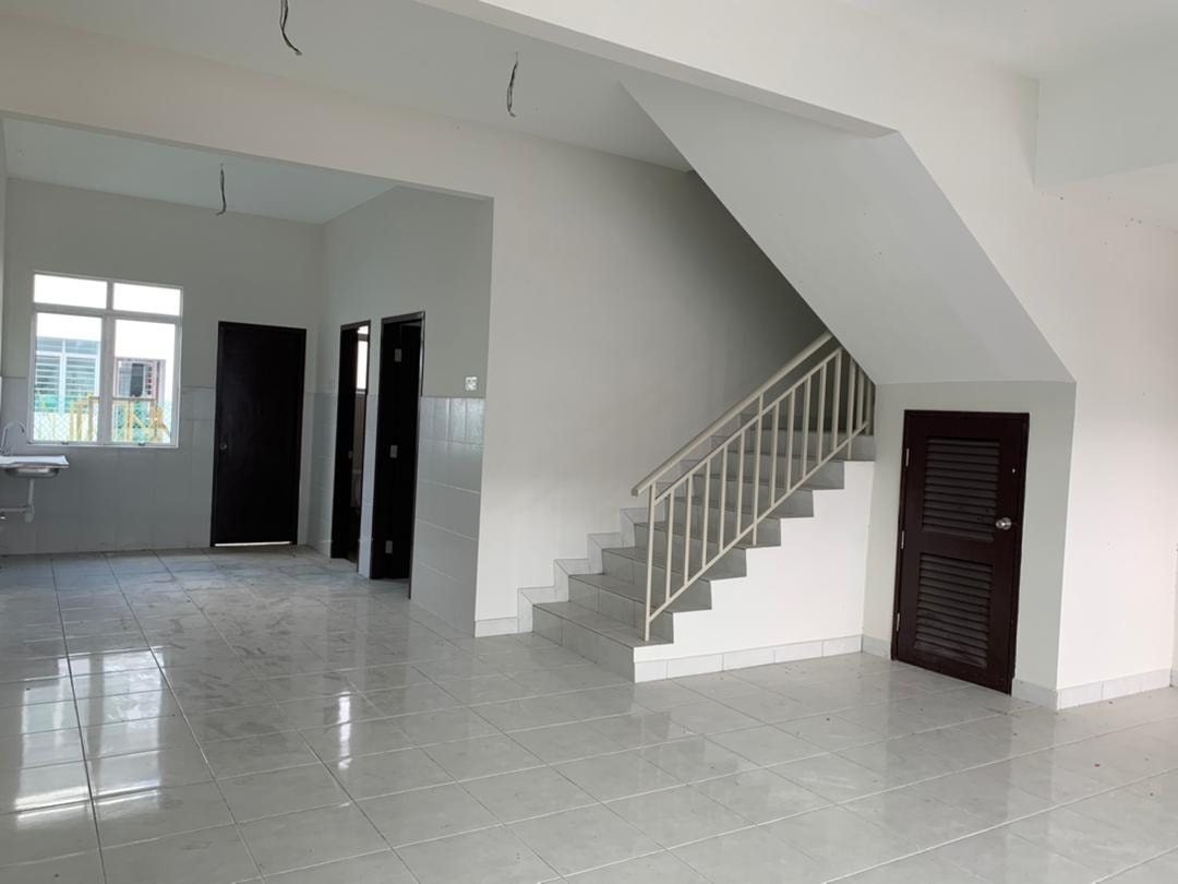 BRAND NEW Double Storey Terrace House Bandar Hill - photo 3