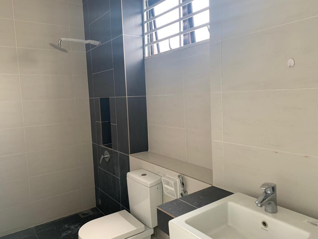 BRAND NEW 3 Storey Terrace House Setia Alam - photo 4