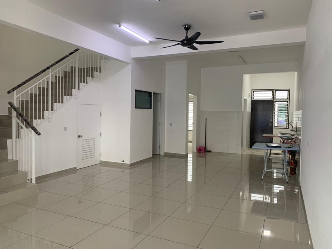 BRAND NEW 3 Storey Terrace House Setia Alam - photo 9