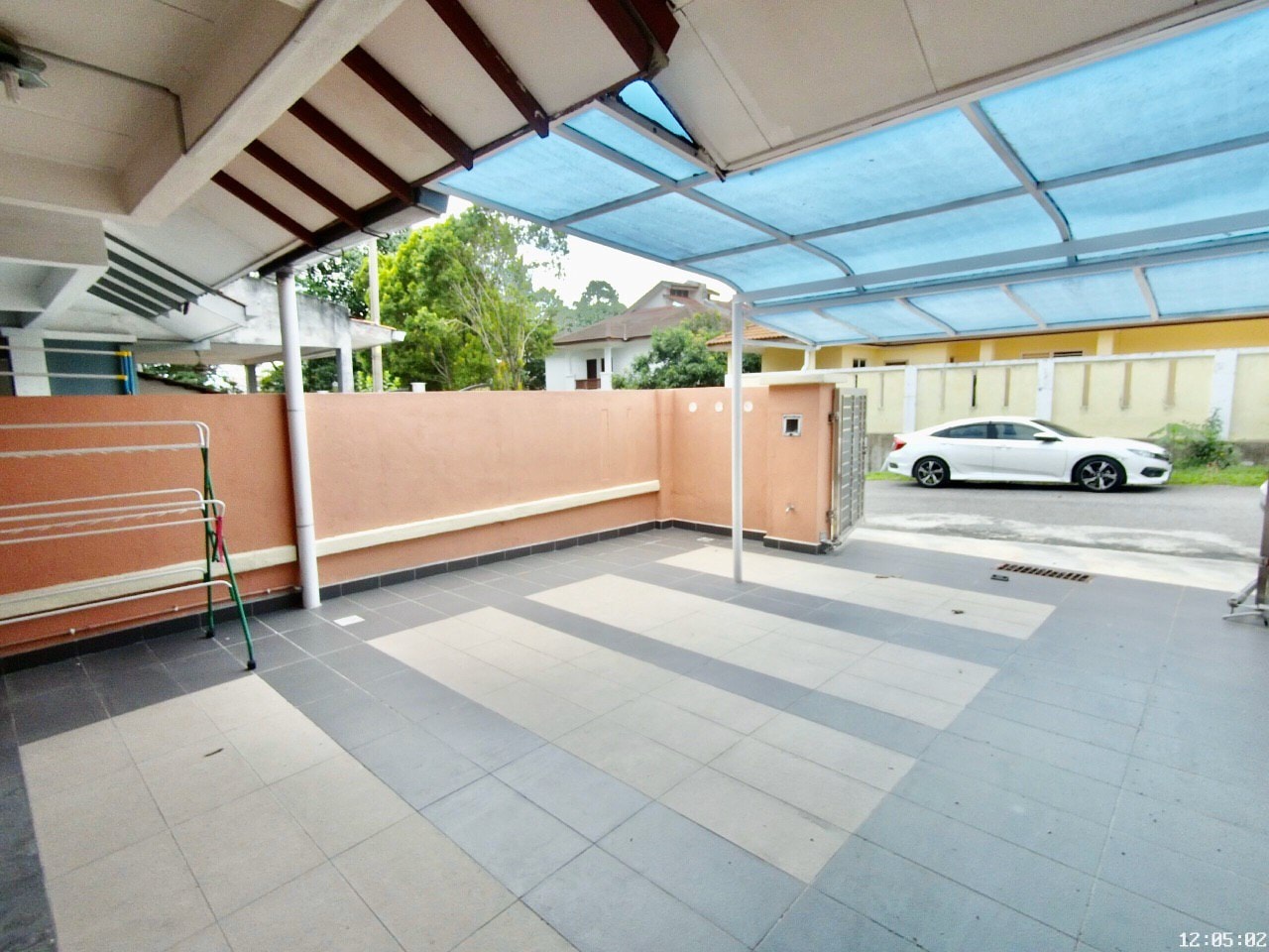 RENOVATED Double Storey Terrace  Taman Desa Bukit - photo 2