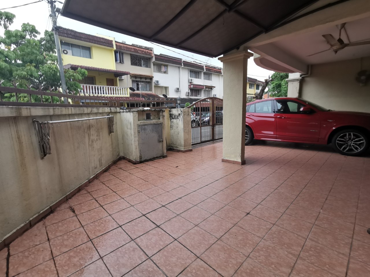 RENOVATED CORNER Double Storey Taman Bukit Intan S - photo 2