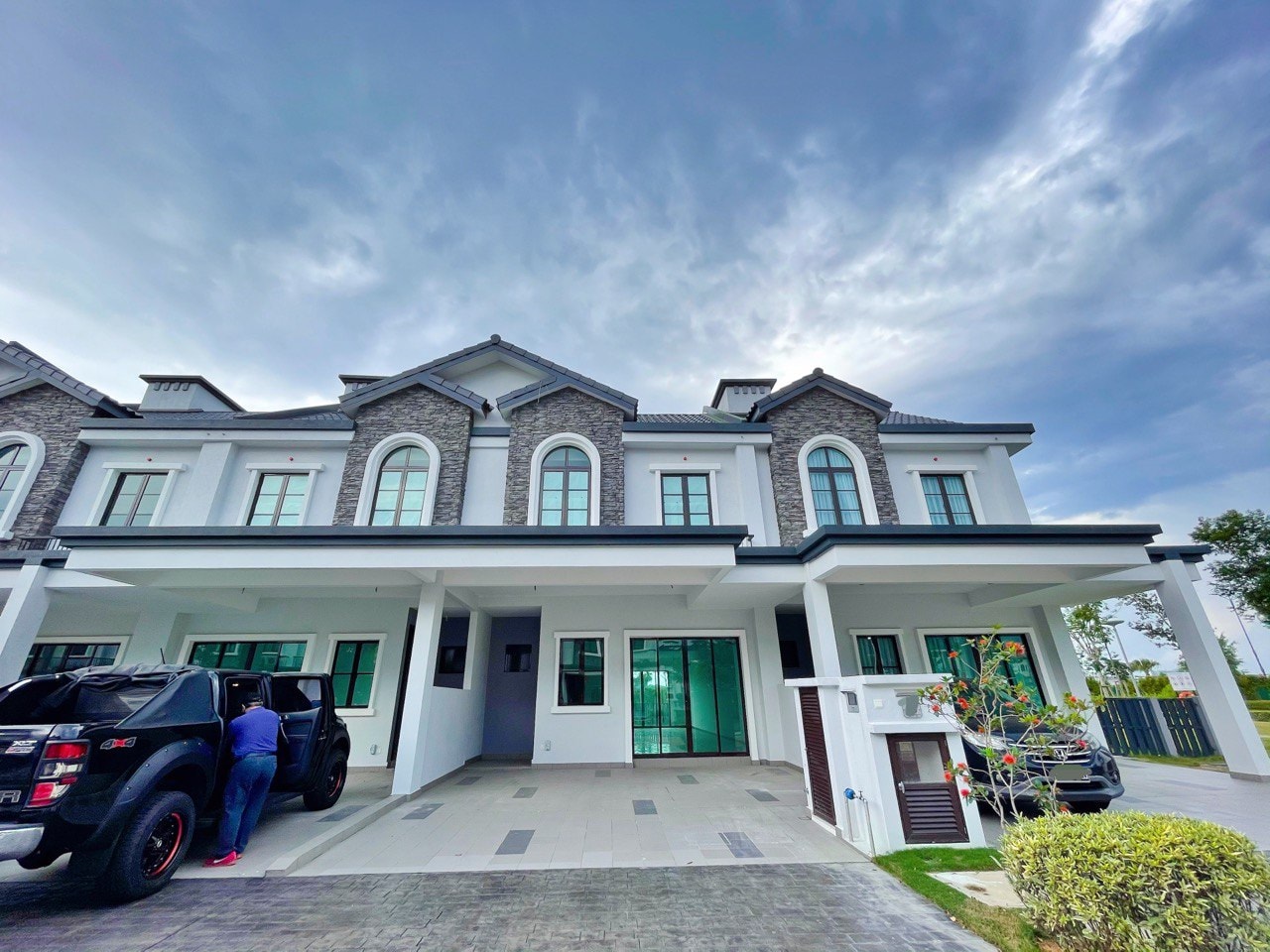NEAR LAKE Double Storey Setia Marina 3 Eco Glades