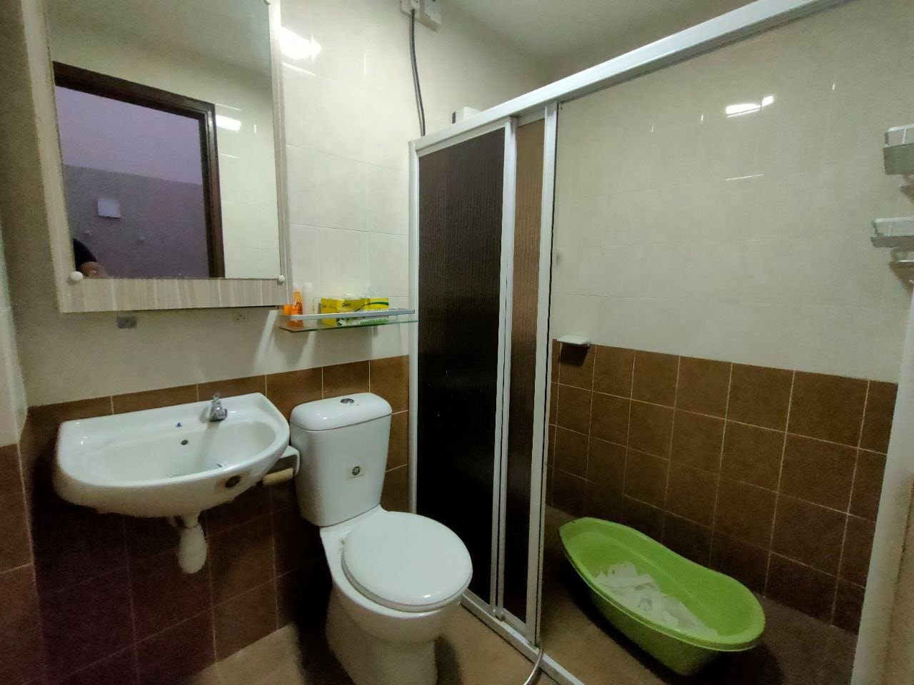 RENOVATED Double Storey Alam D16 Section 16 - photo 7