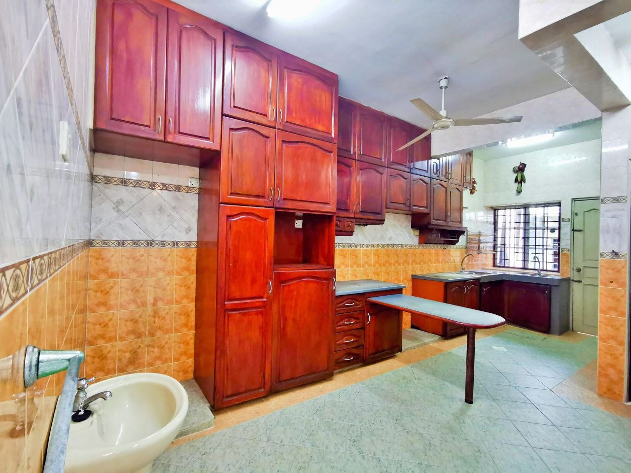FULLY RENOVATED Double Storey House Kuala Lumpur - photo 8