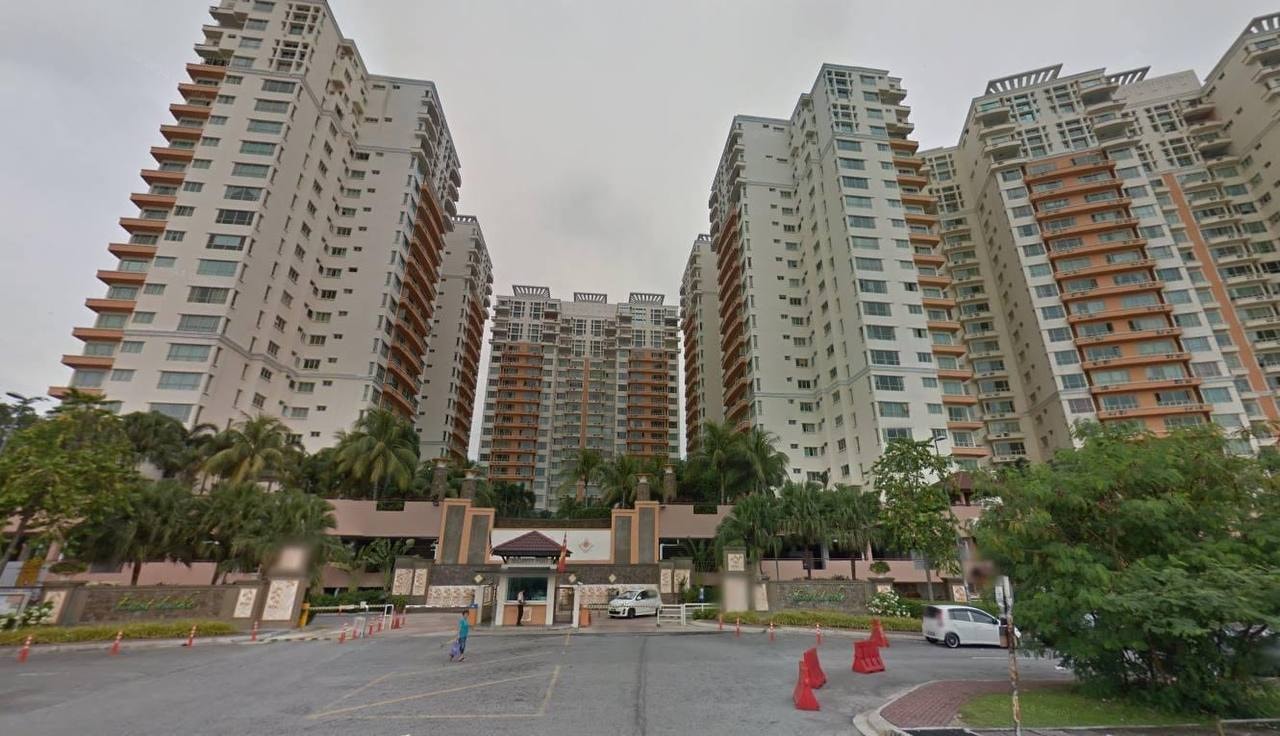 OPEN TITLE  Apartment East Lake Residence