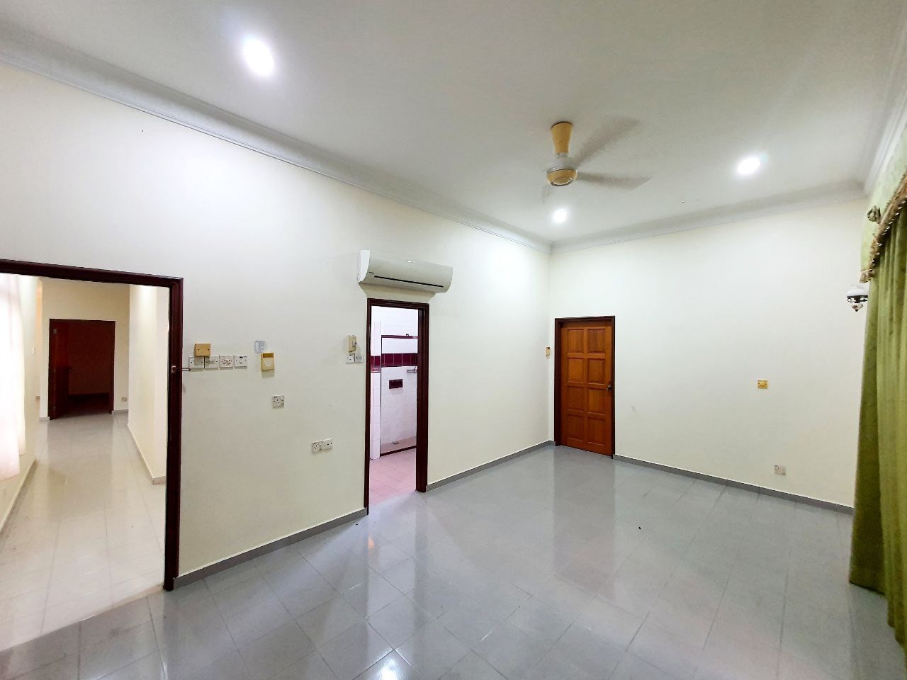 HUGE LAND AREA Single Storey Bungalow Bangi - photo 8