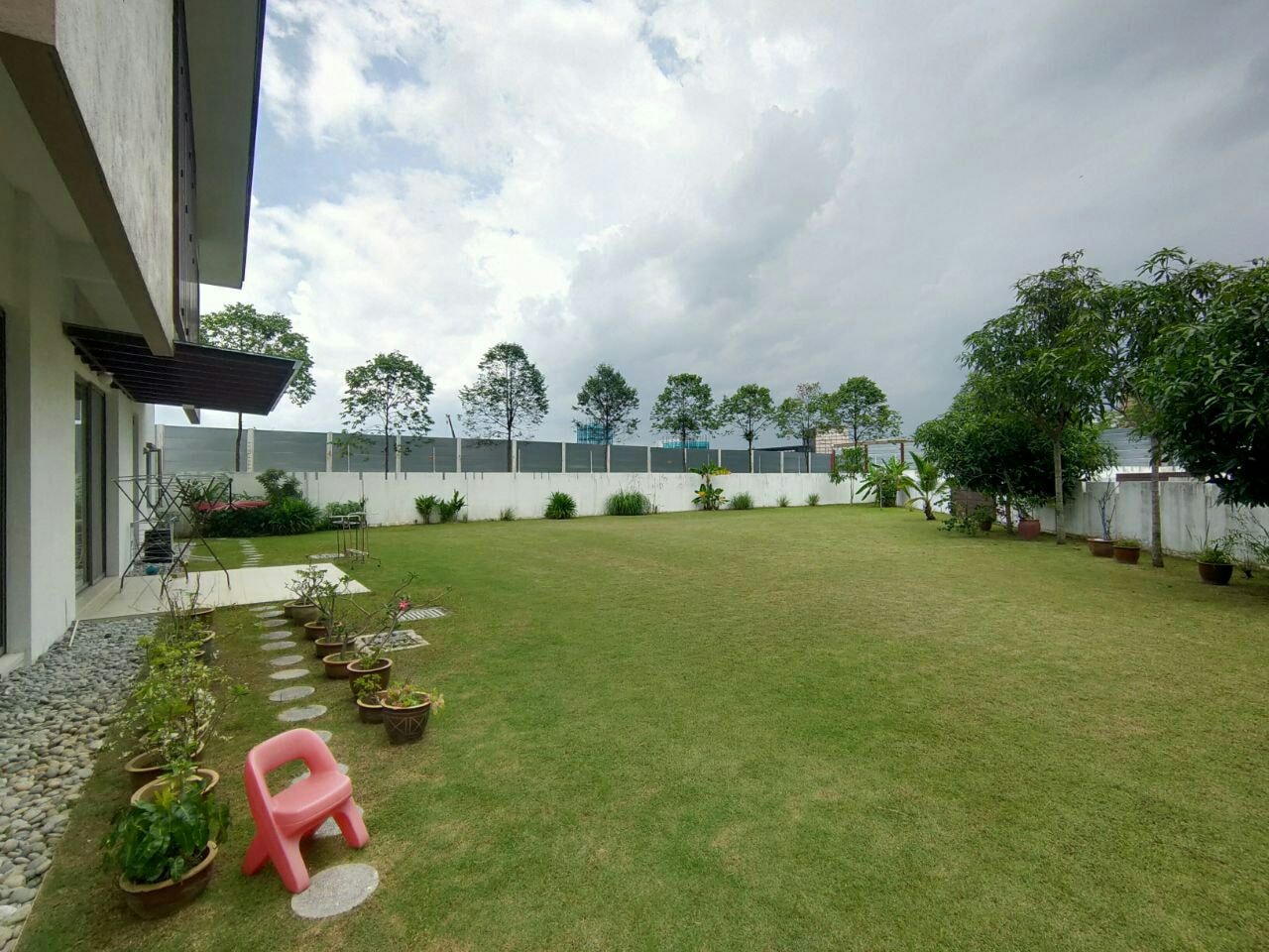 CORNER LOT SPACIOUS LAND Semi D Glenmarie - photo 3