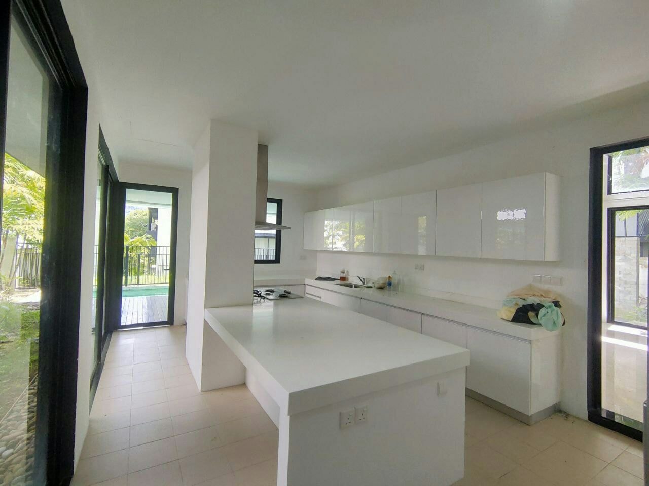 FACING OPEN 3 Storey Bungalow Taman Melawati - photo 8