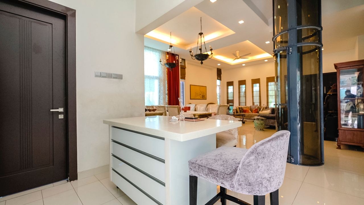 LUXURIOUS Three Storey Semi D Laman Damaisari - photo 4