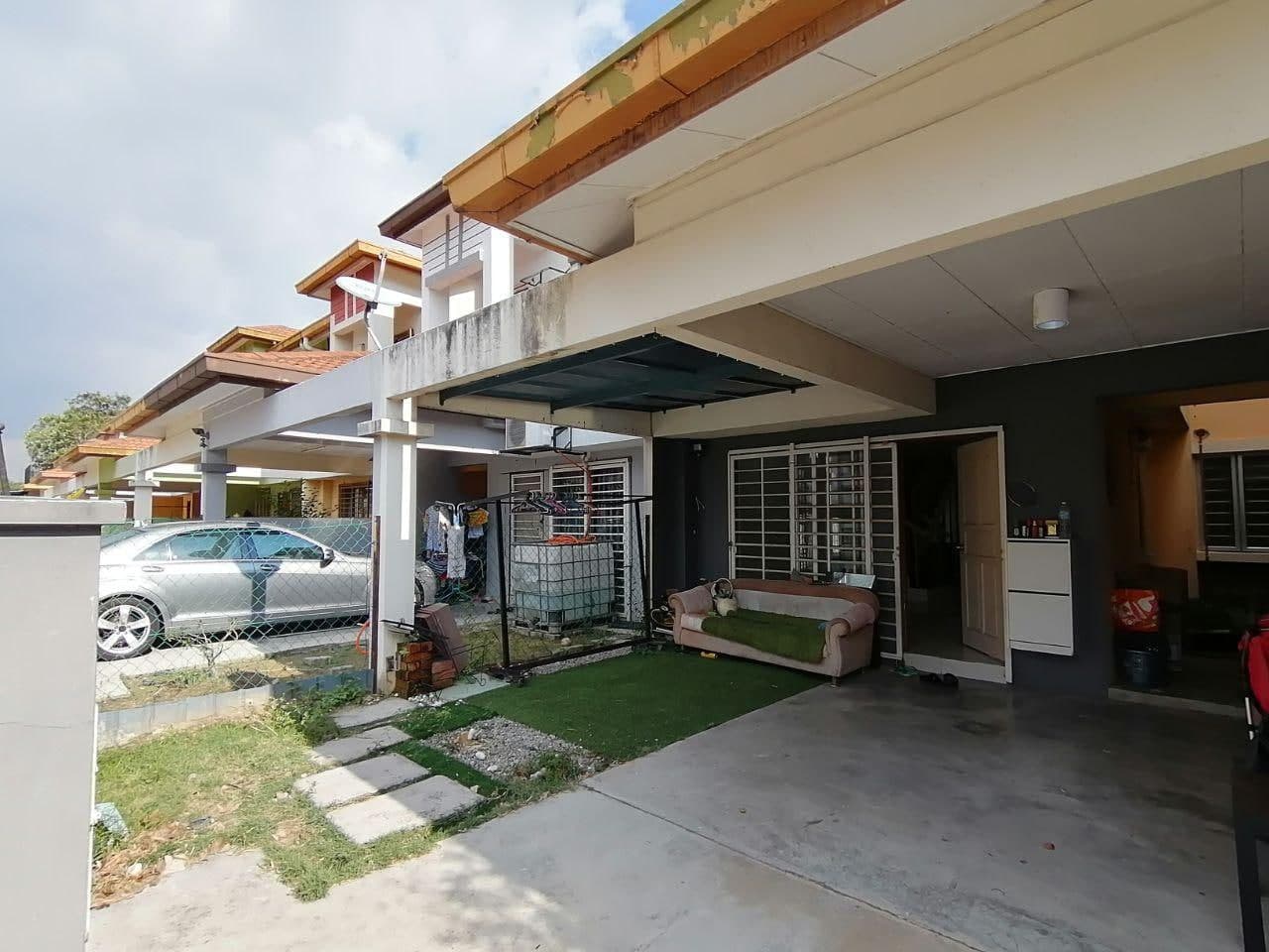 STRATEGIC LOCATION Double Storey  Setia Alam - photo 2