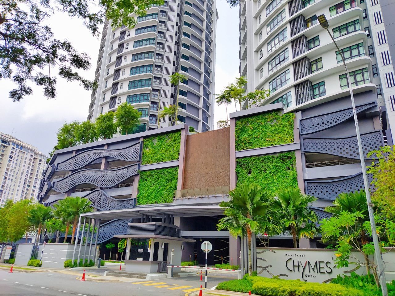 FREEHOLD CORNER UNIT Residensi Chymes Gurney