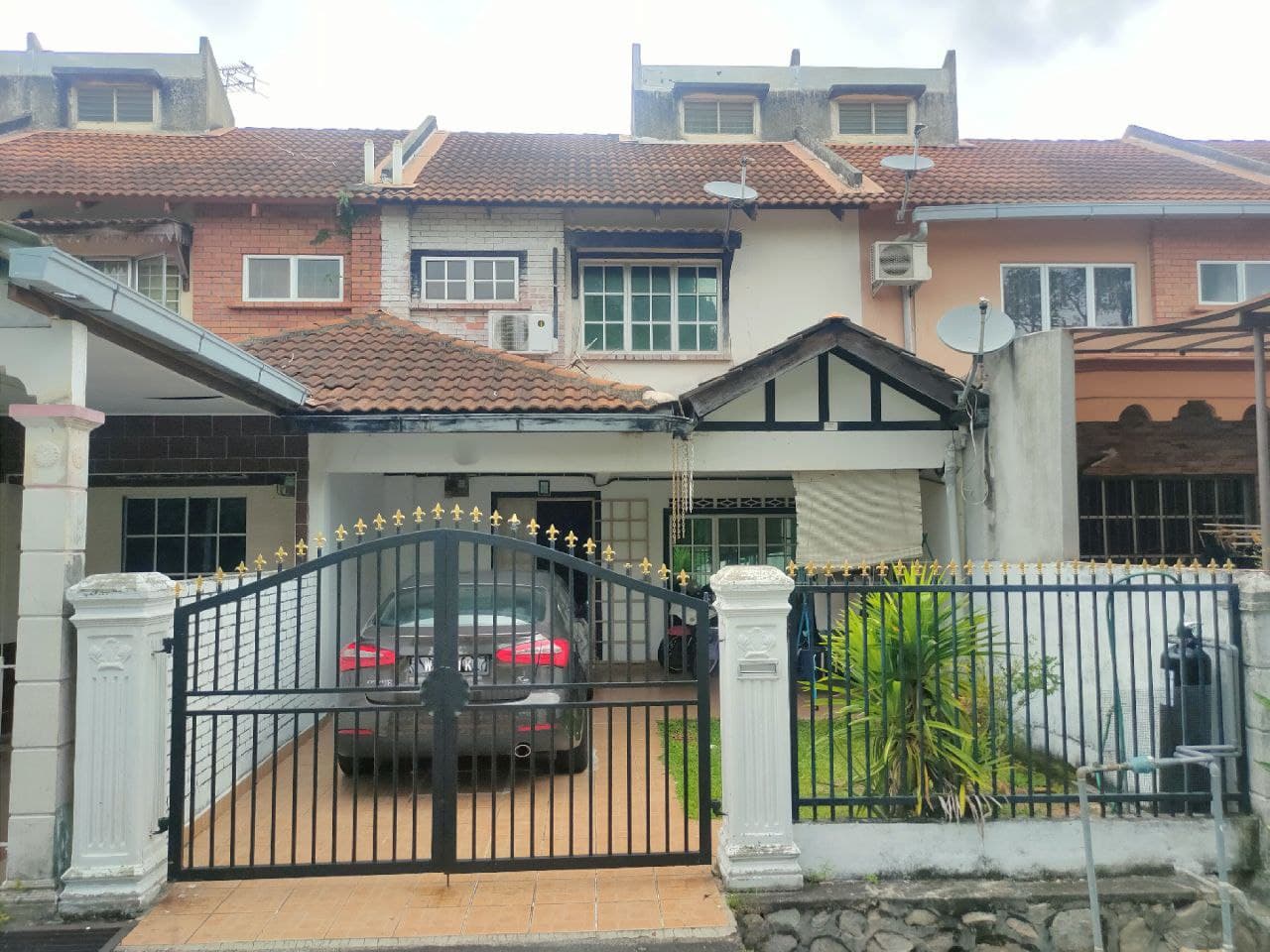 RENOVATED Double Storey Taman Eka Matahari Labu