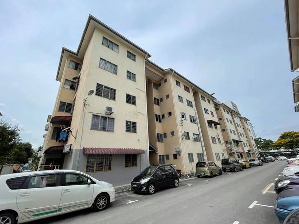 BEST VALUE Apartment Cempaka Garden Avenue - photo 1