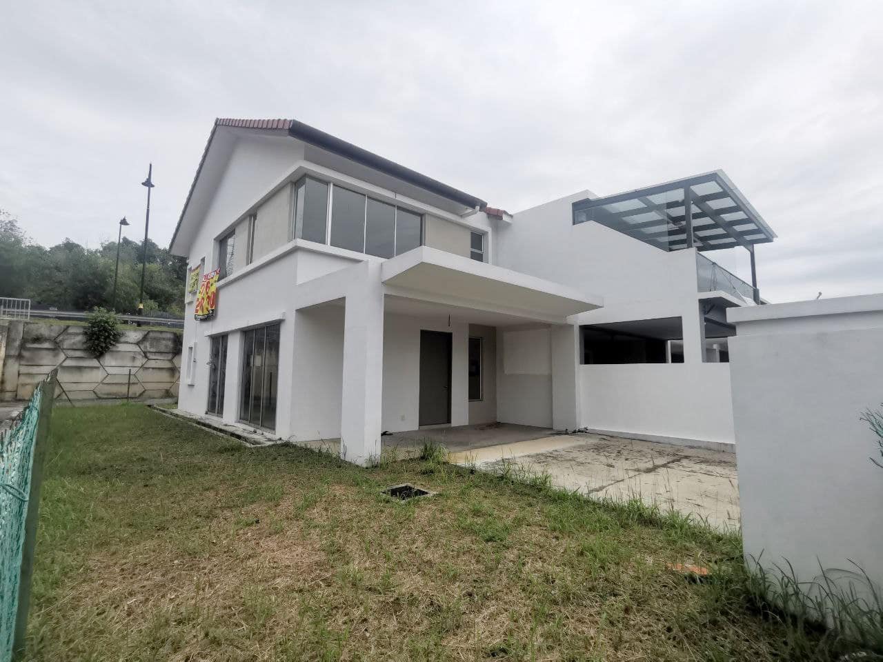 CORNER LOT Double Storey Terrace House Bk7