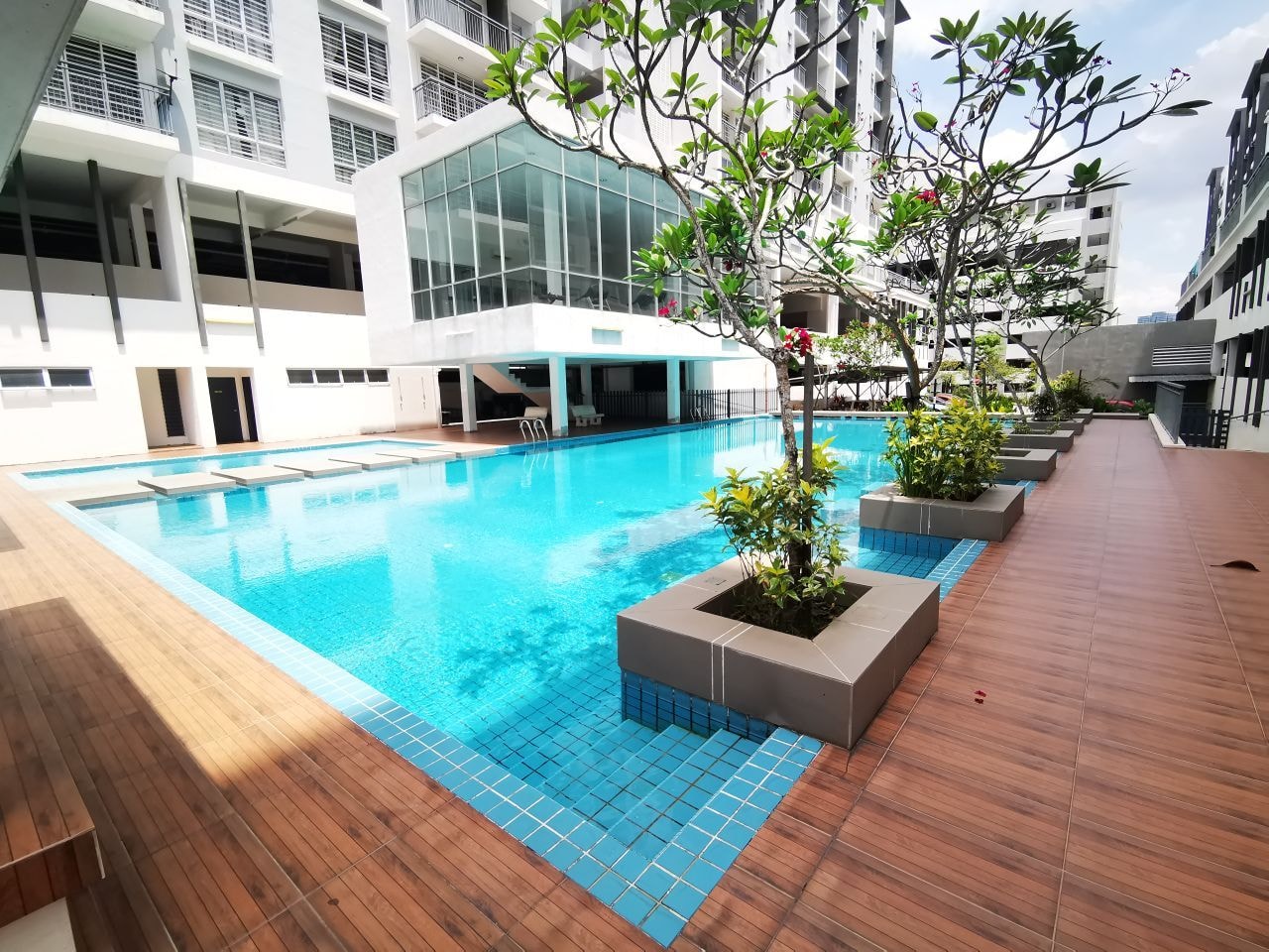 PARTIALLY FURNISHED HIJAUAN HEIGHTS Condominium