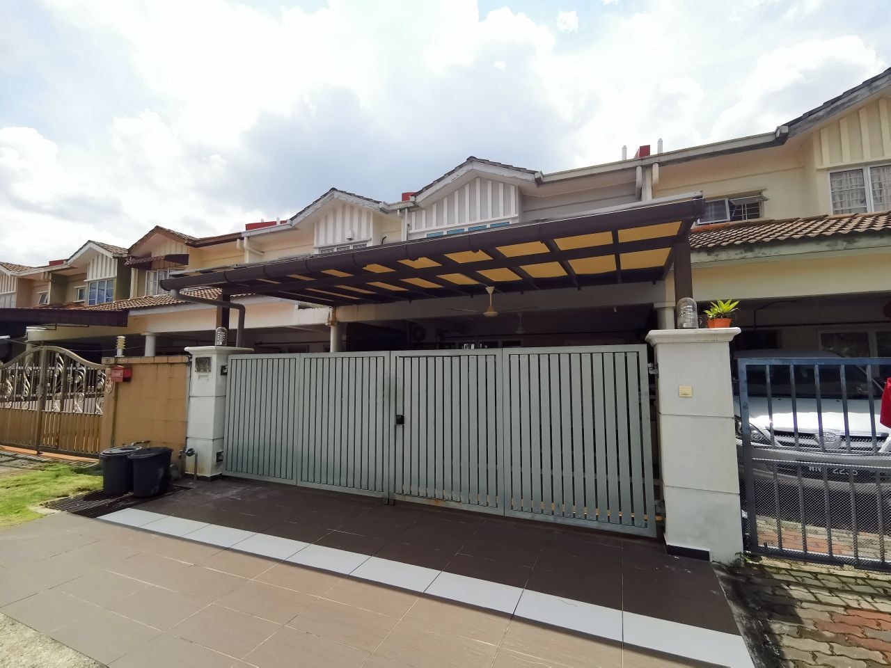 RENOVATED Double Storey House Taman Sutera Kajang