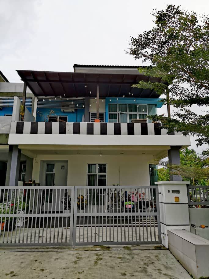 CORNER LOT Double Storey Cluster Pulai Indah Johor - photo 1