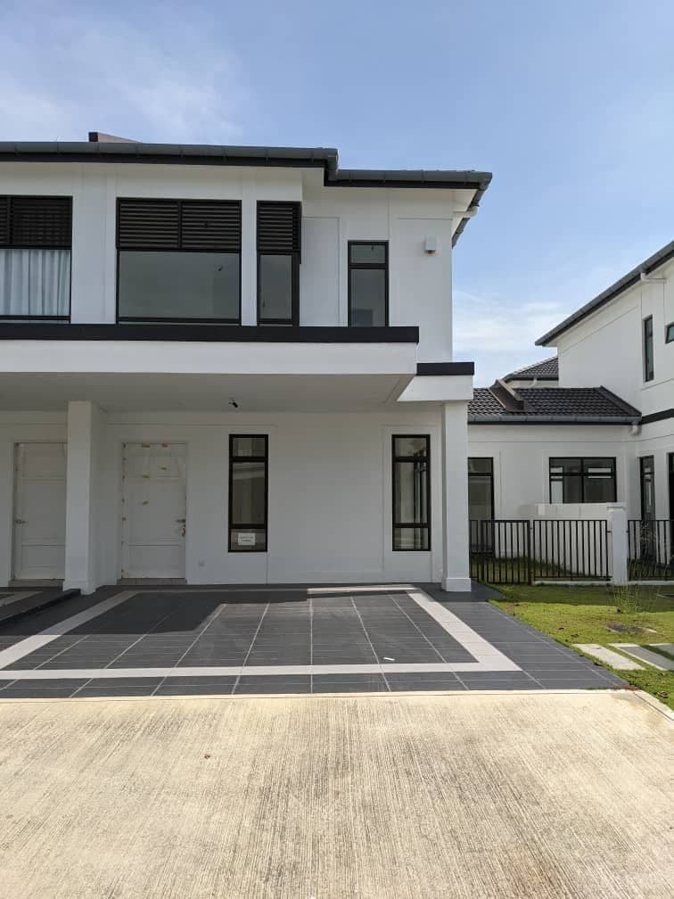 STRATEGIC LOCATION Semi D Eco Grandeur Puncak Alam - photo 1