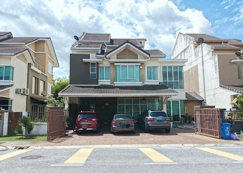 RENOVATED Bungalow Kemuning Residence Shah Alam