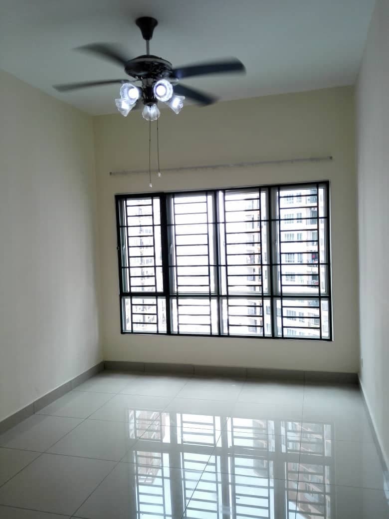 STRATEGIC LOCATION Serviced Residence OUG Parklane - photo 4