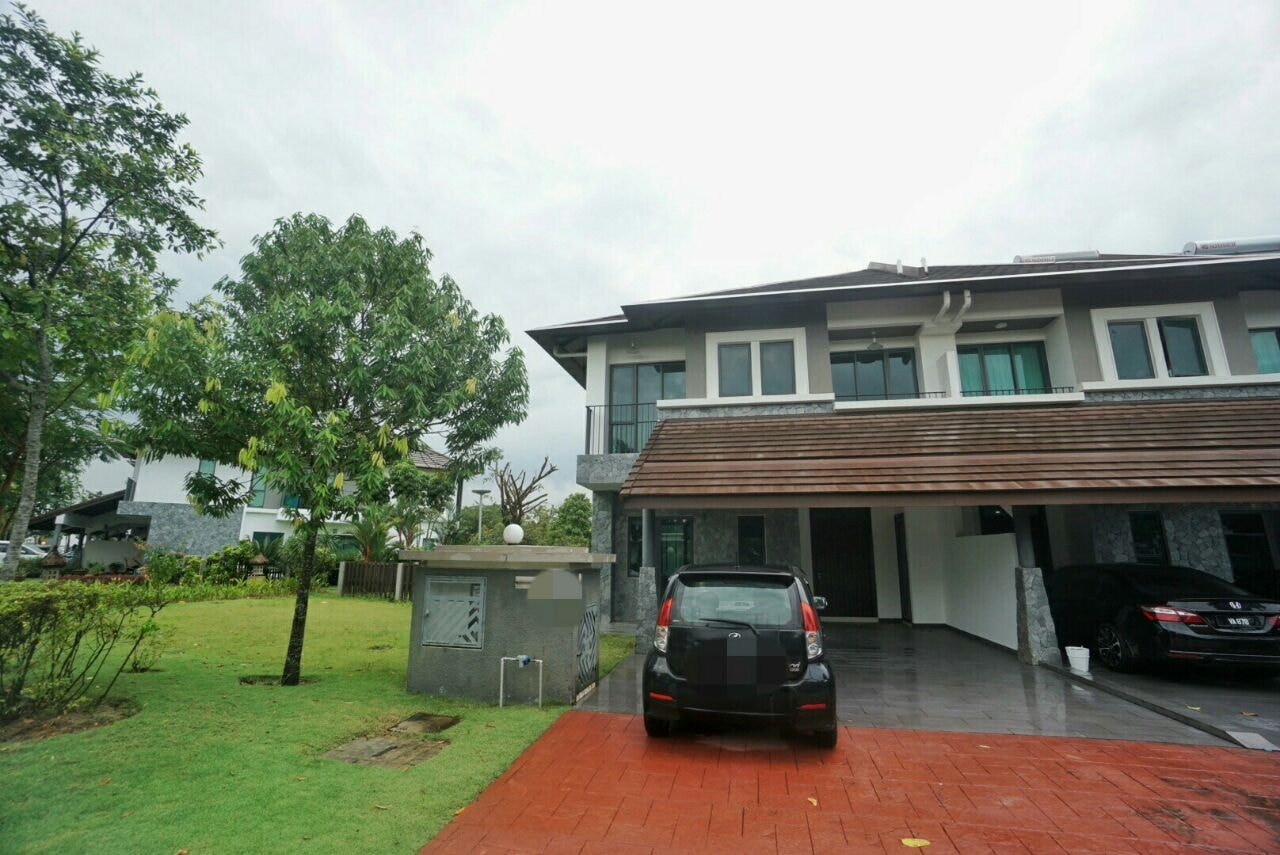 CORNER LOT Double Storey Charms of Nusantara Setia