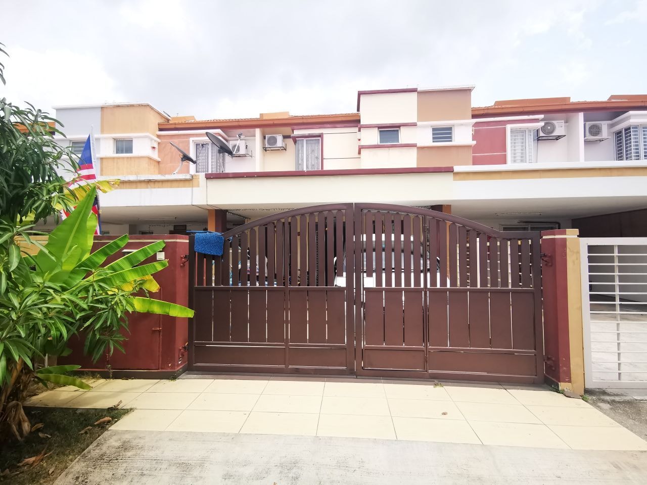 FULLY RENOVATED Double Storey House, Setia Indah