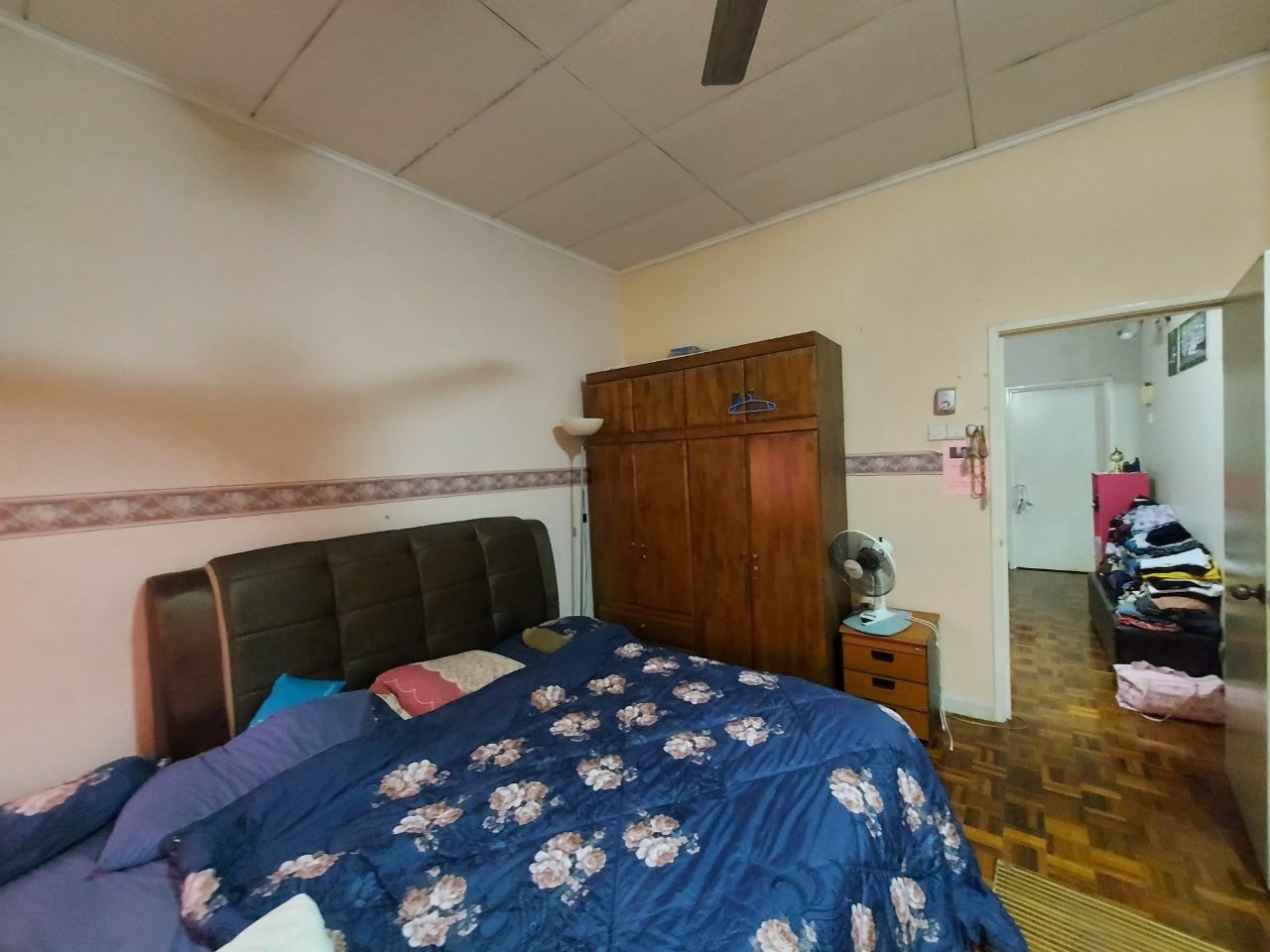 RENOVATED Double Storey Terrace House  USJ 19 - photo 7