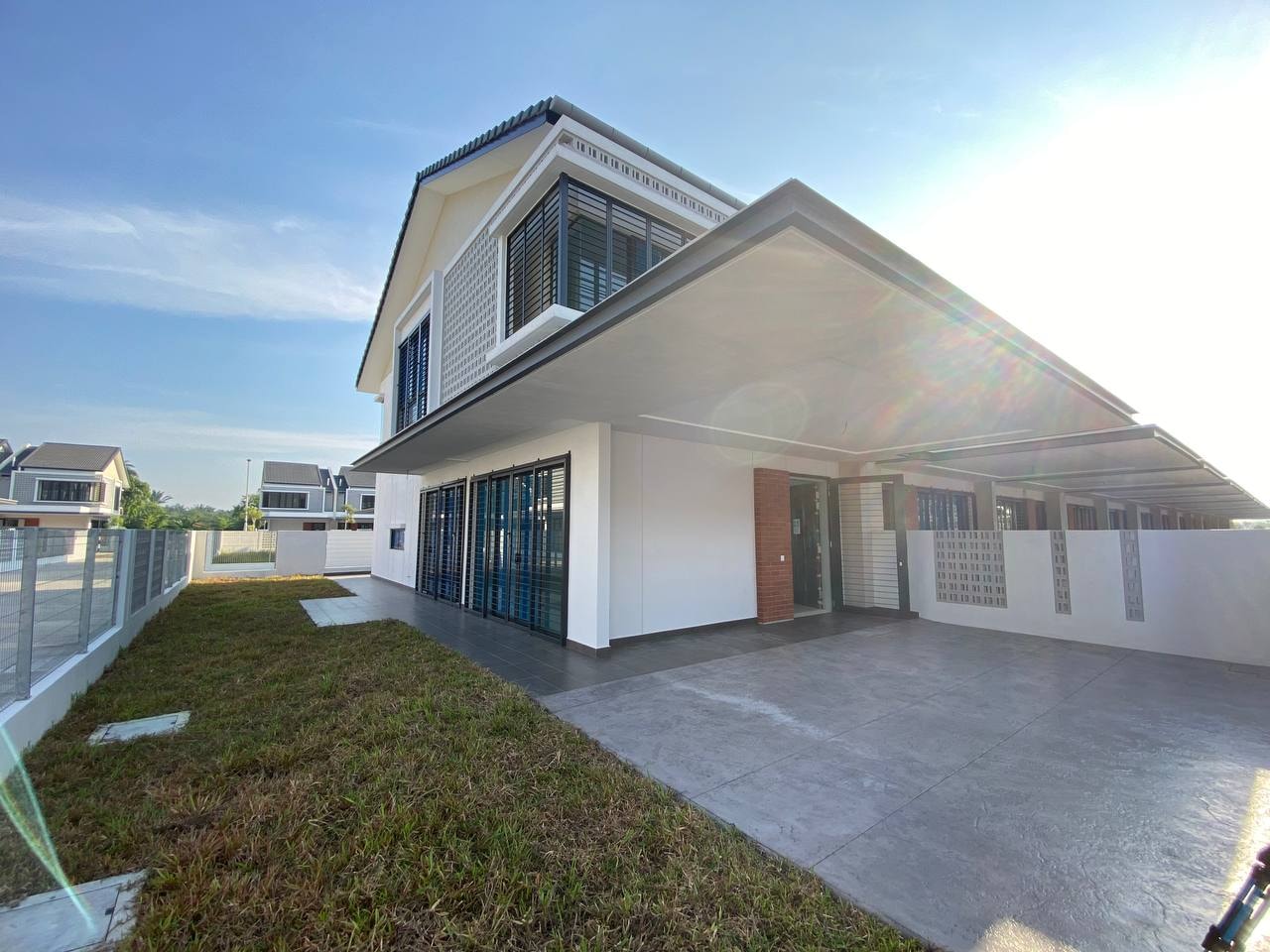 BEST DEAL End Lot Double Storey Elmina Green Shah