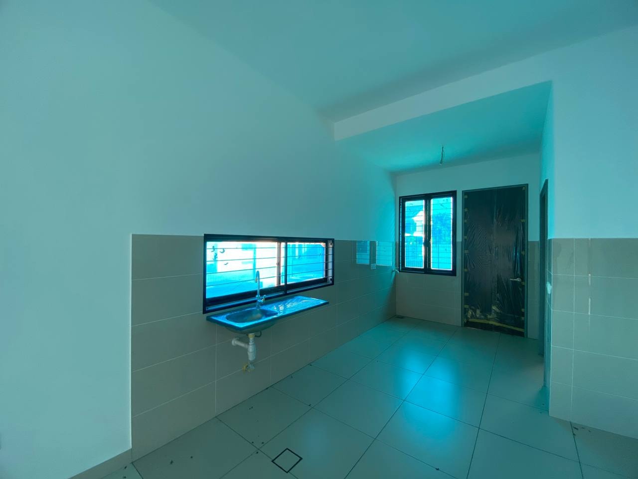 BEST DEAL End Lot Double Storey Elmina Green Shah - photo 3
