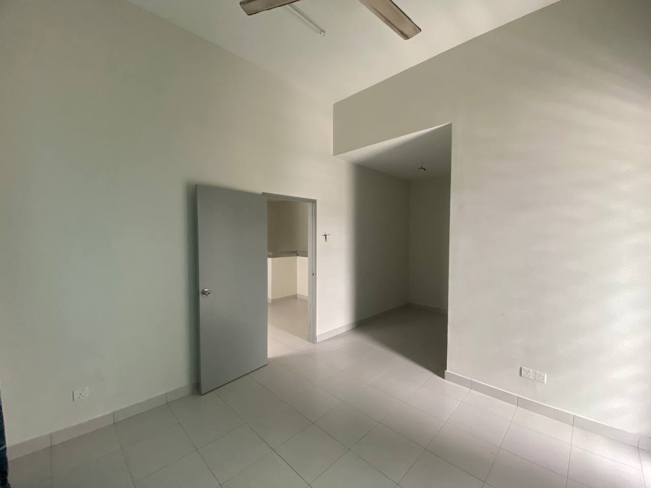 CHEAPEST Double Storey Semi D Cluster Taman Nusa S - photo 7