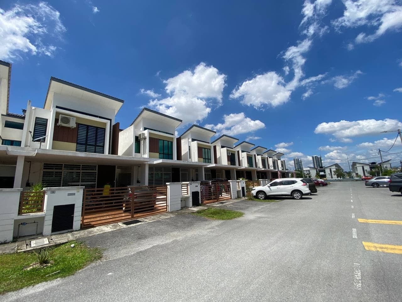 BEST DEAL Double Storey aman Saujana Klia Phase 2