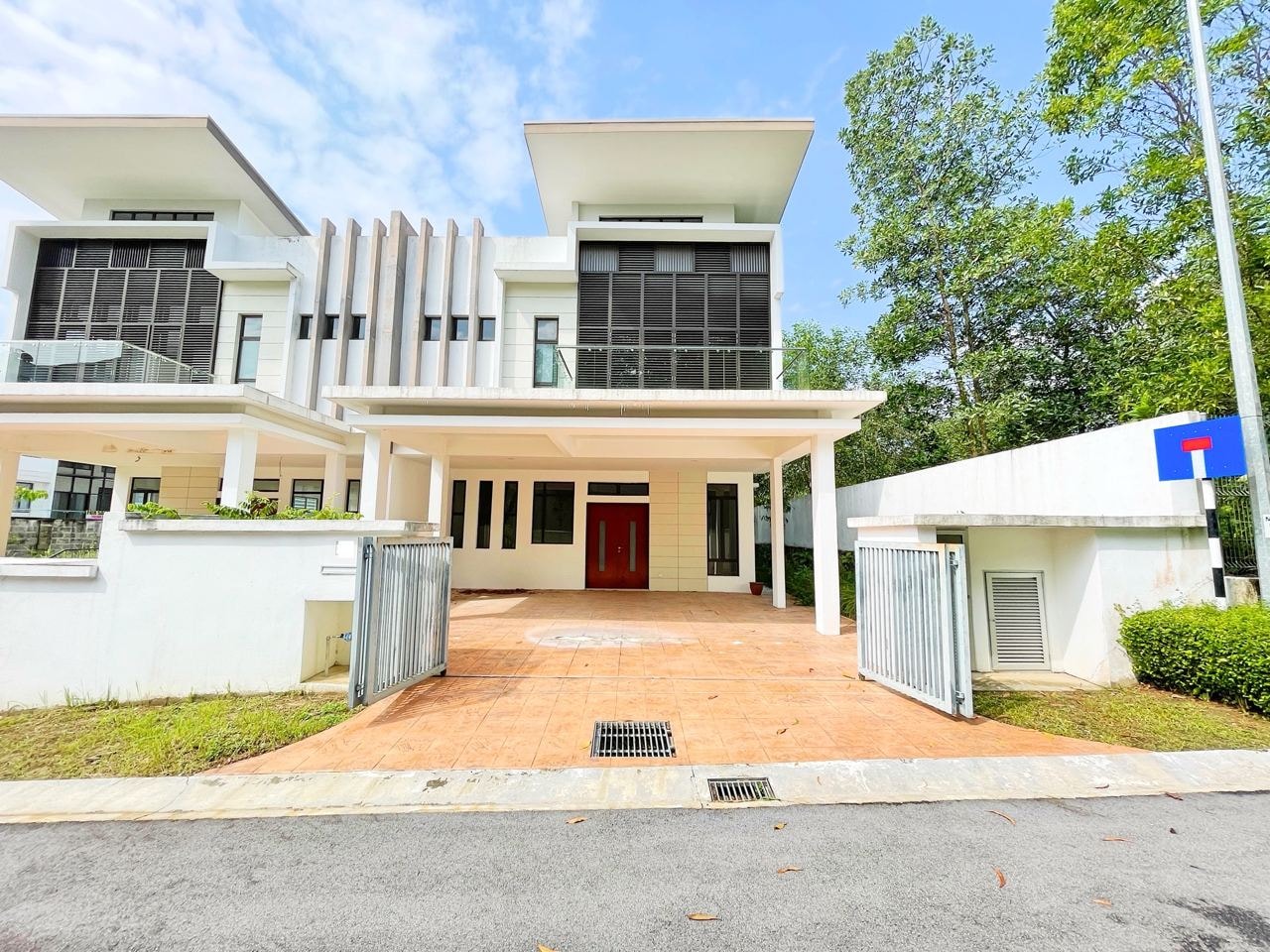 SEMI D EMERY KEMENSAH MELAWATI KL