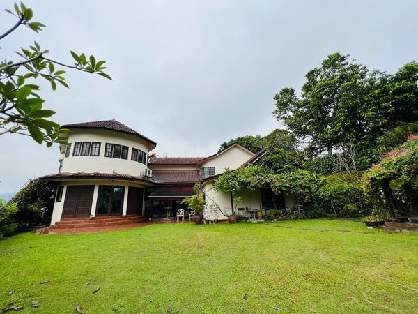 BUNGALOW DOUBLE STOREY KEMENSAH HEIGHT