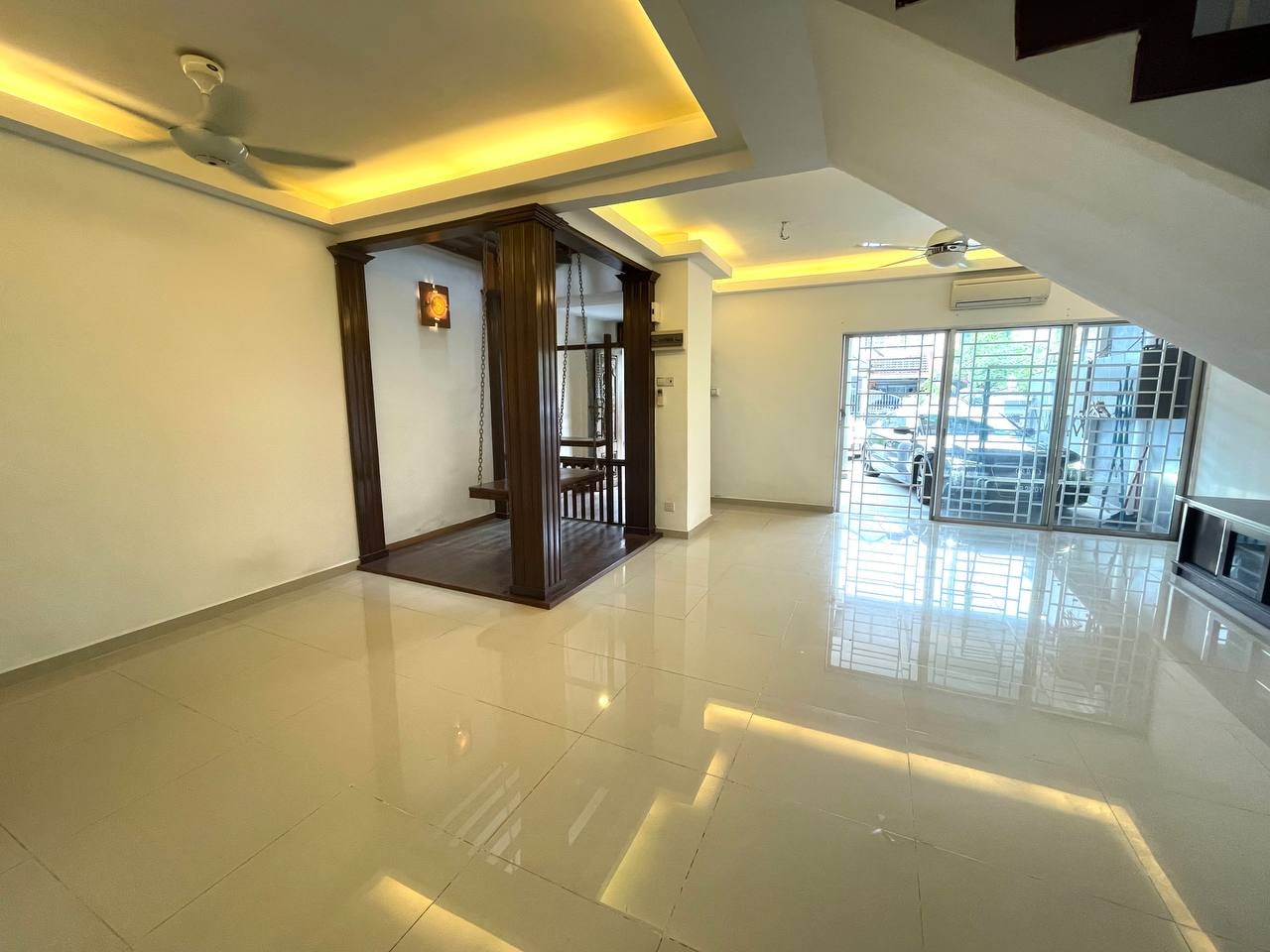 DOUBLE STOREY TERRACE HOUSE BANDAR SRI DAMANSARA - photo 2