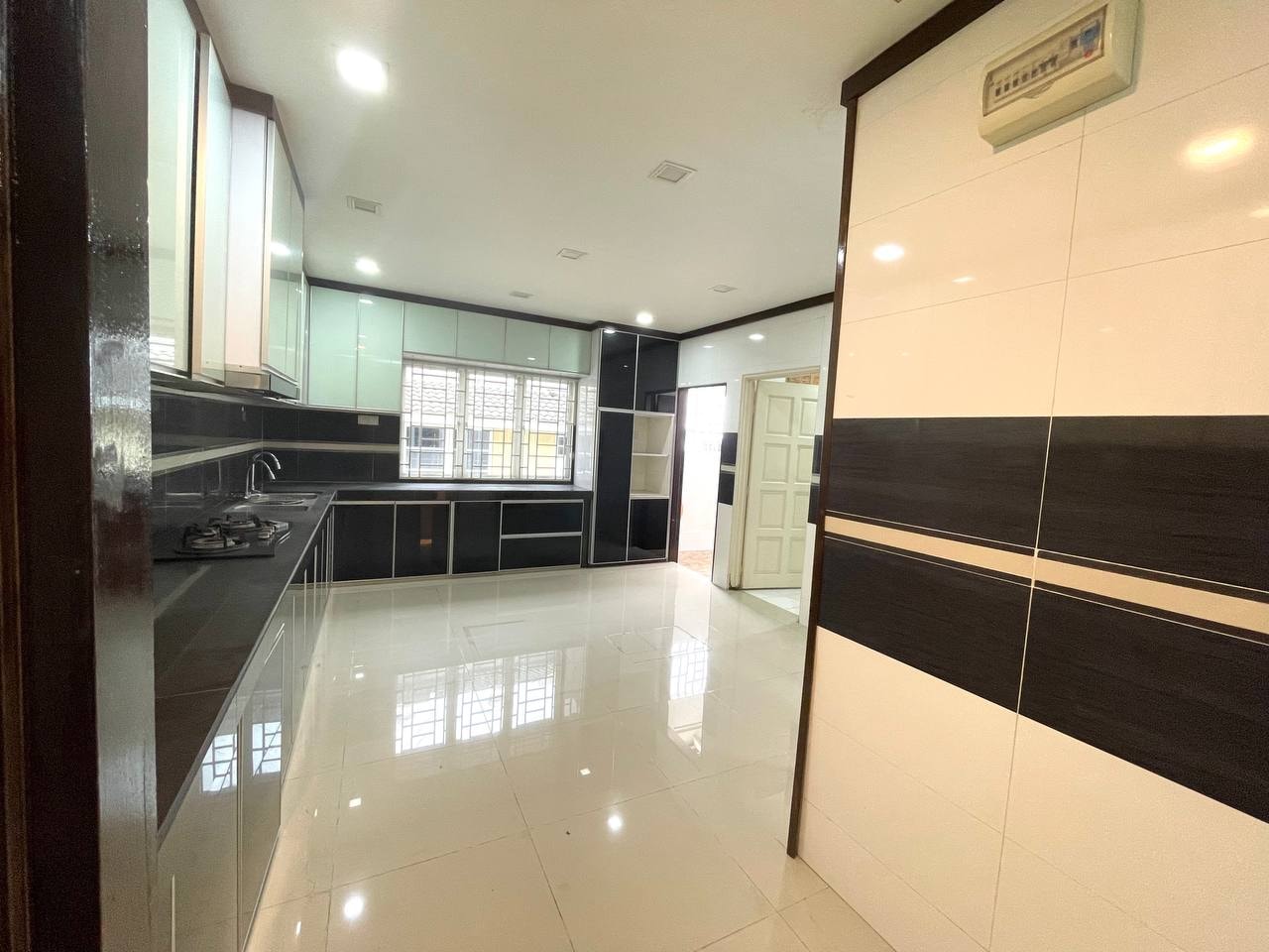DOUBLE STOREY TERRACE HOUSE BANDAR SRI DAMANSARA - photo 11