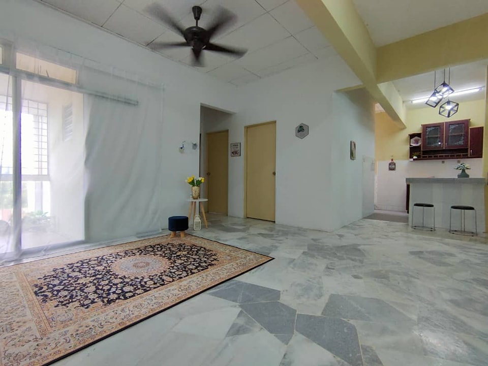 APARTMENT SERI MELATI BANDAR SERI PUTRA - photo 1
