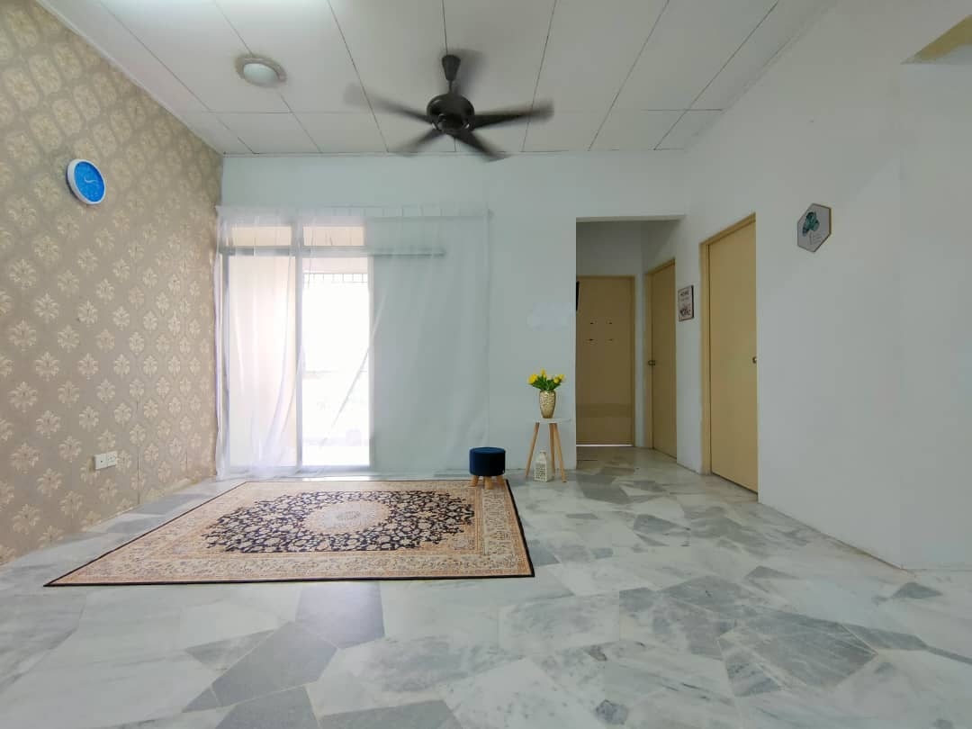APARTMENT SERI MELATI BANDAR SERI PUTRA - photo 2