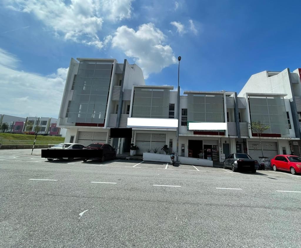 DOUBLE STOREY SHOP OFFICE LOT MERCATO 2