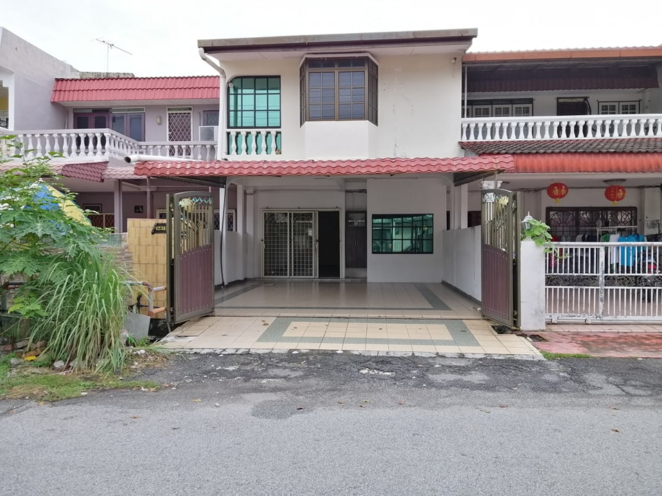 DOUBLE STOREY TERRACE PEKAN RAZAKI - photo 1