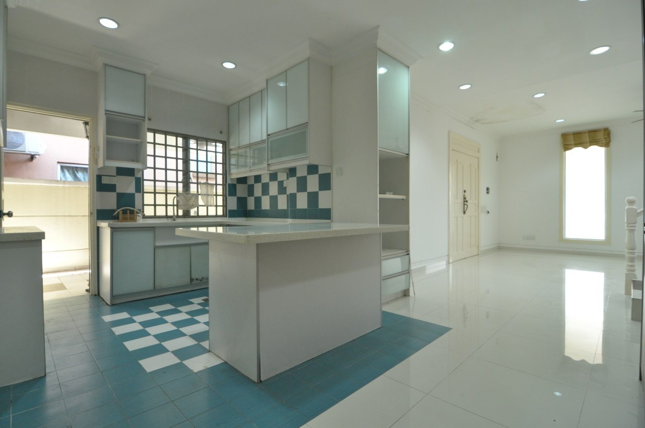 DOUBLE STOREY BUNGALOW TAMAN KASIA VILLE SG GADUT - photo 4