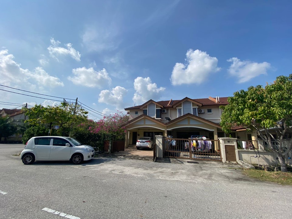 DOUBLE STOREY TERRACE JALAN ALAM SURIA