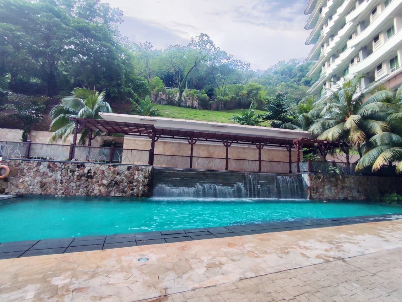 ARMANEE TERRACE II DUPLEX CONDOMINIUM - photo 13