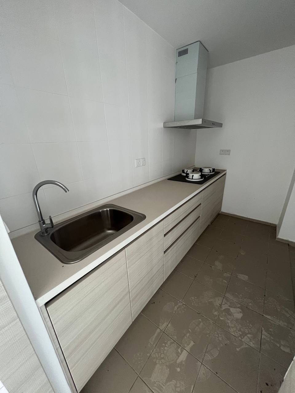 CONDOMINIUM WINDOWS ON THE PARK, CHERAS - photo 6