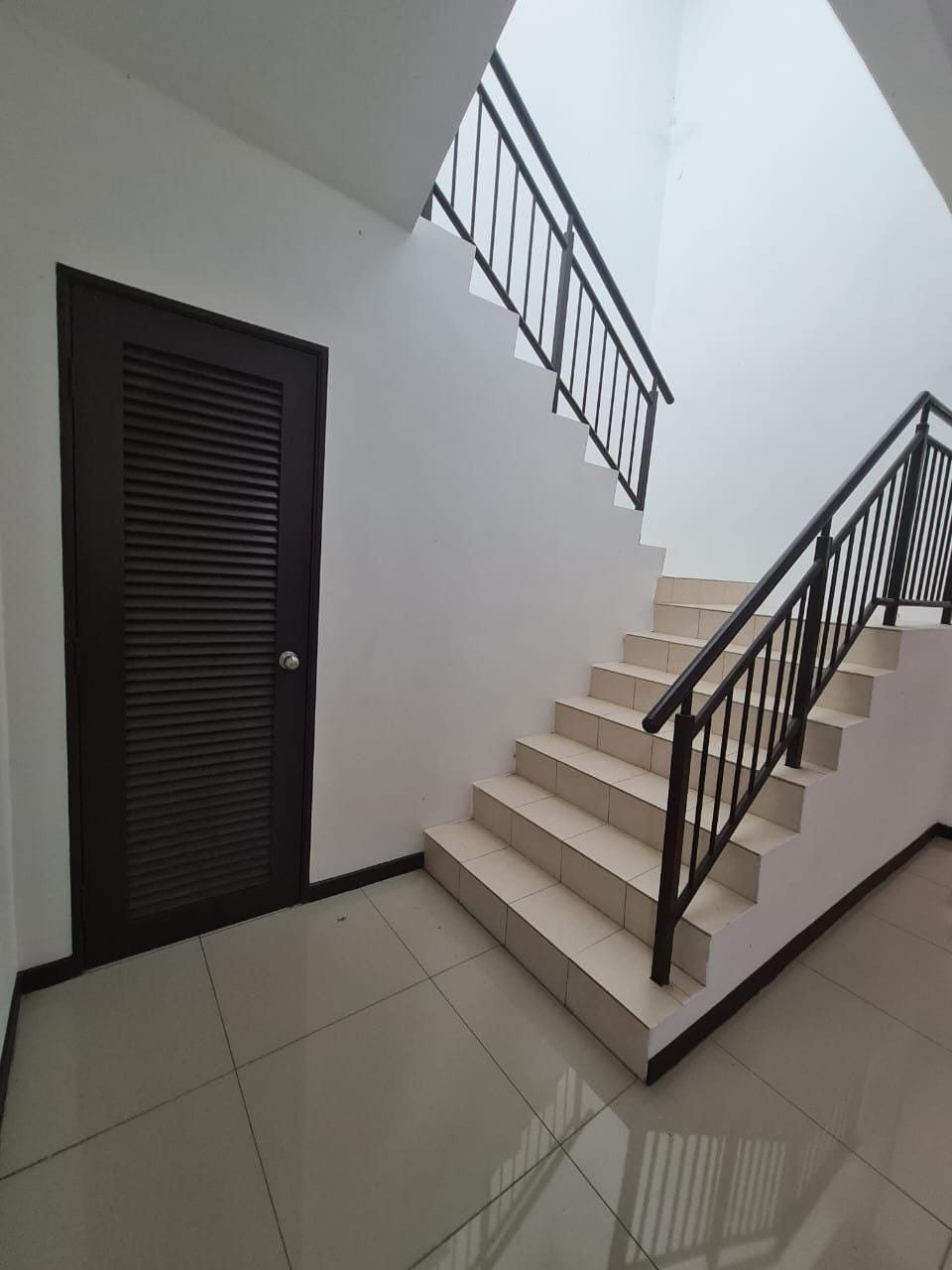 DOUBLE STOREY TAMAN SAUJANA KLIA, KOTA WARISAN - photo 10