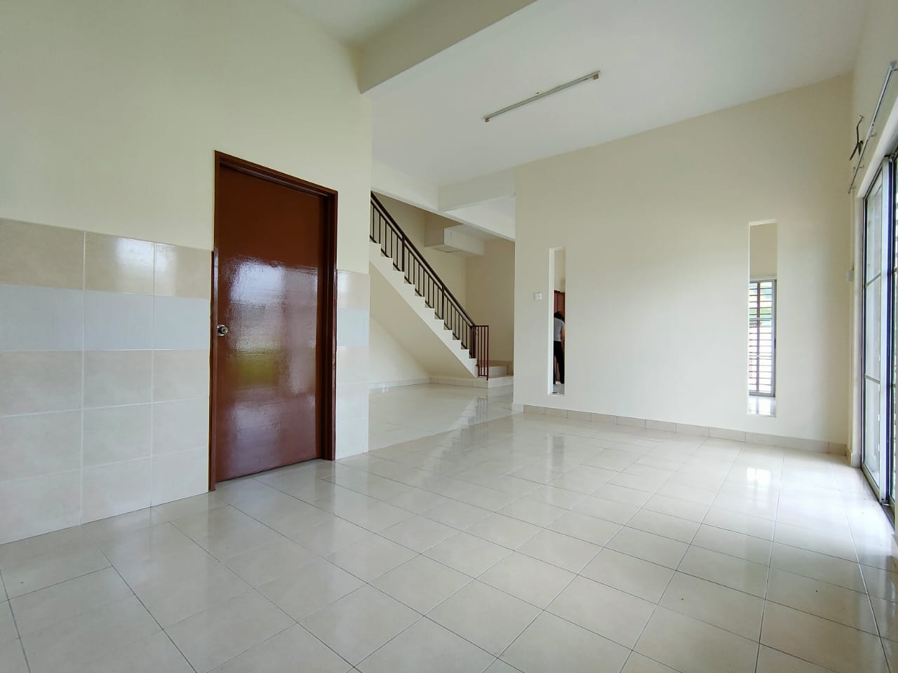 TERES 2 TINGKAT TAMAN SERI ALAM - photo 4