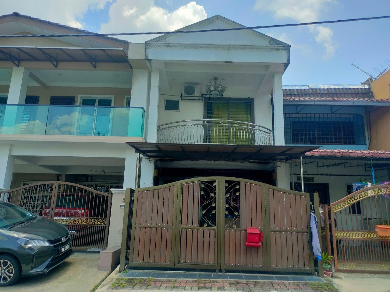 DOUBLE STOREY HOUSE TAMAN SRI GOMBAK