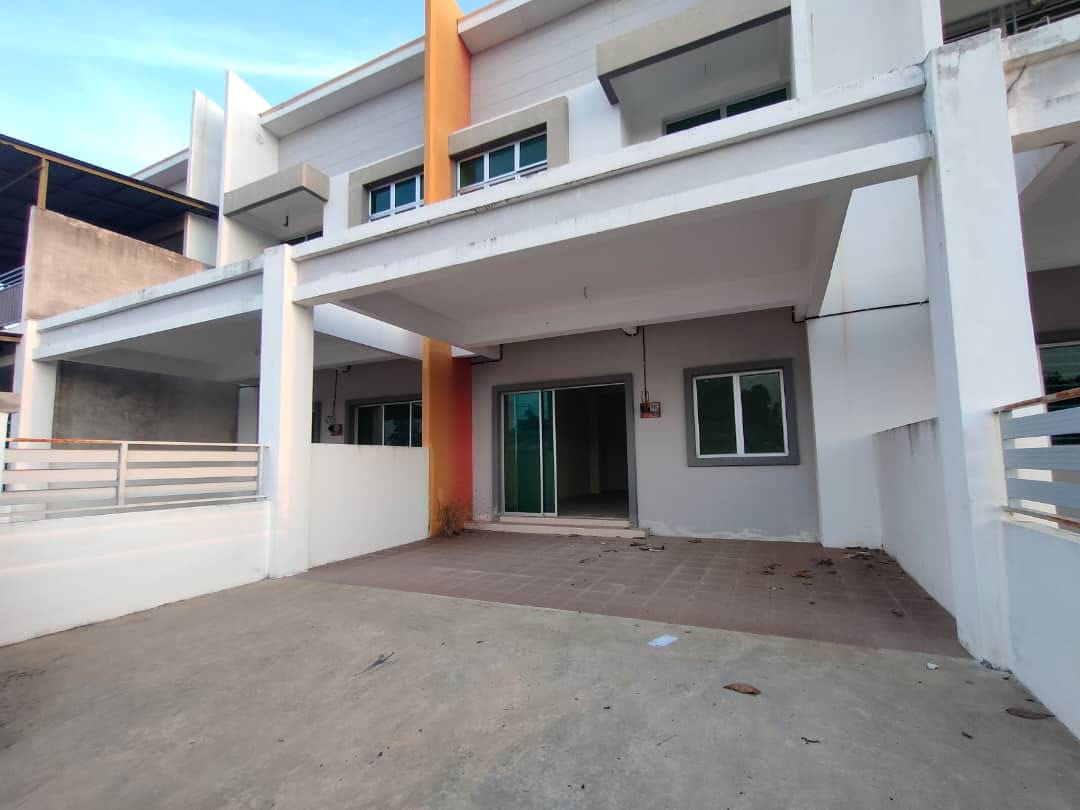 DOUBLE STOREY TAMAN TRONOH UNIVERSITI