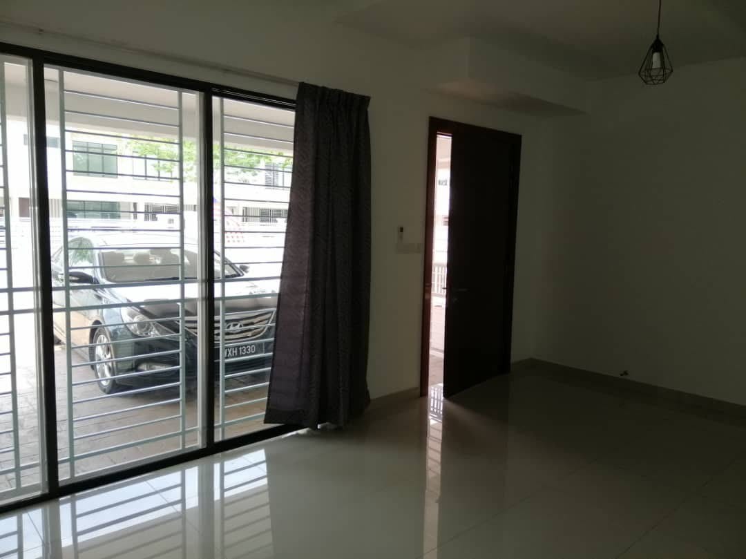 DOUBLE STOREY CERIA RESIDENCE - photo 4