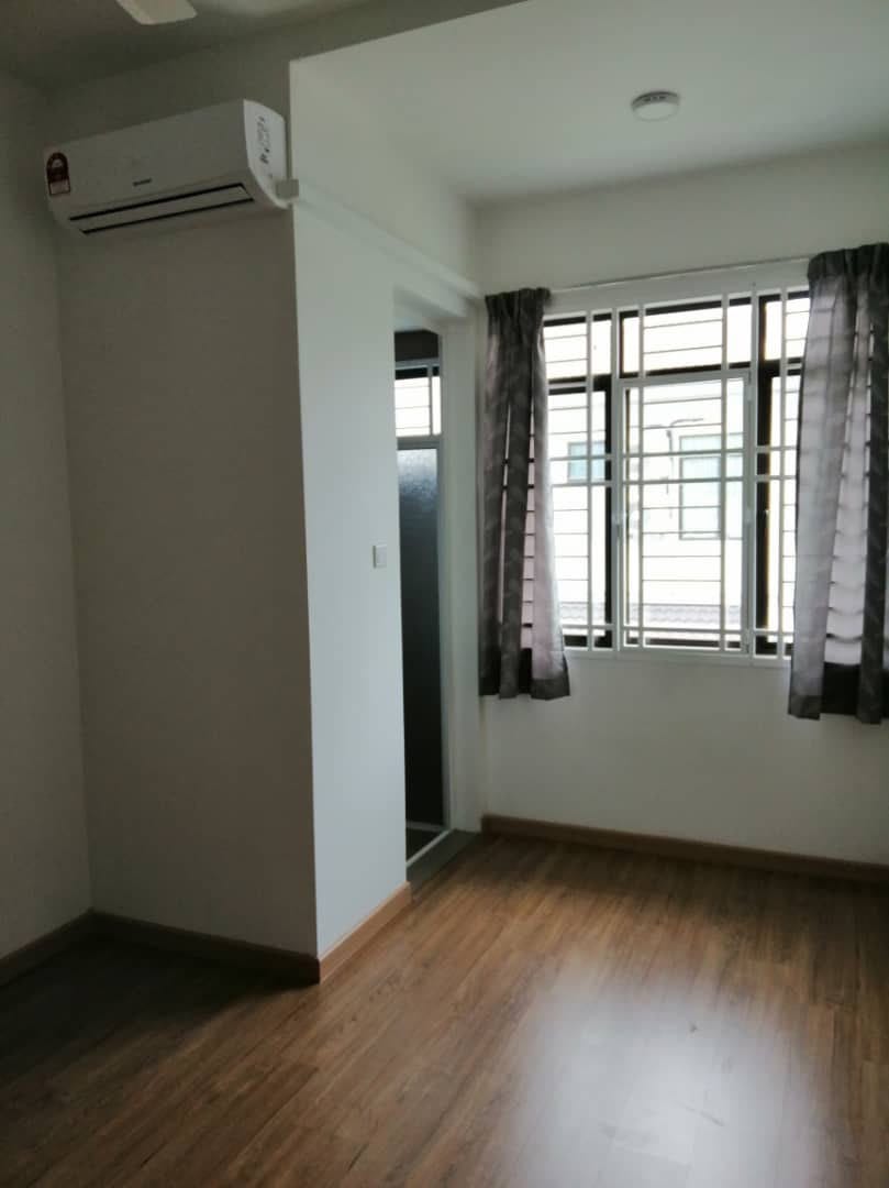 DOUBLE STOREY CERIA RESIDENCE - photo 11