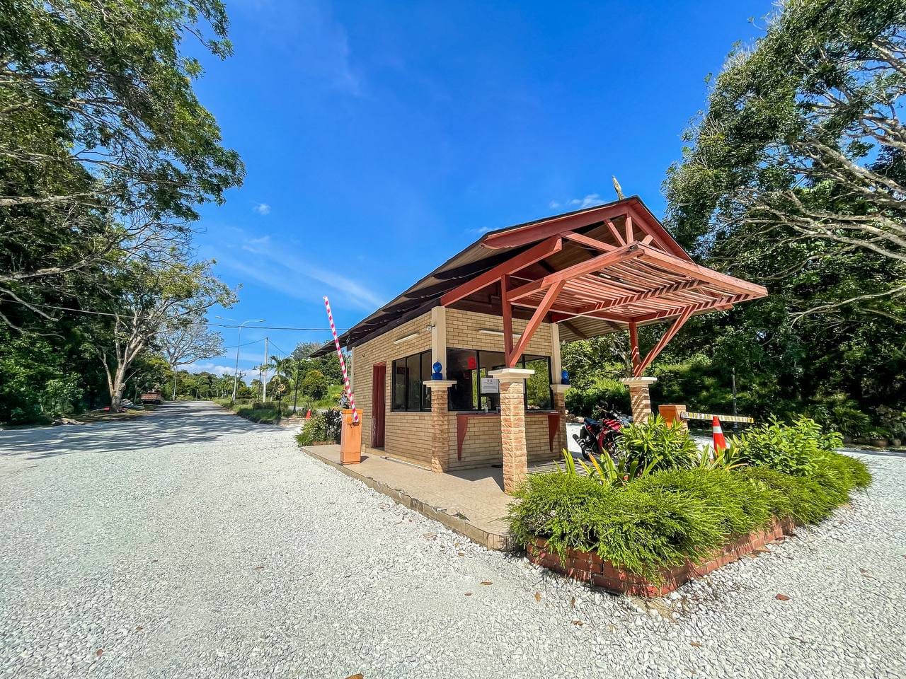 BUNGALOW LOT COLLEGE HEIGHTS GARDEN RESORT - photo 2